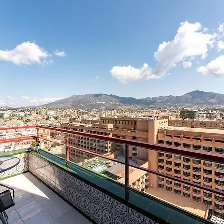 Malagasuite Skyviews Apartment *